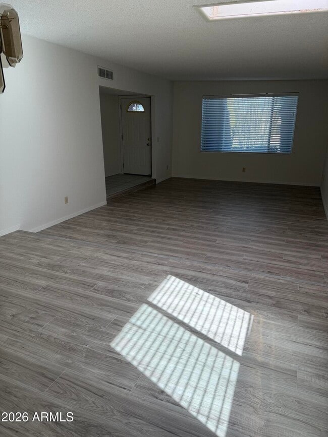 Building Photo - 1475 Via Viento