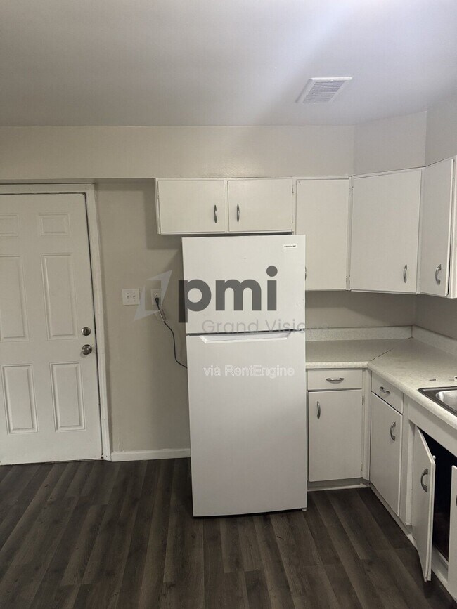 Foto del edificio - 309 E Garfield Ave