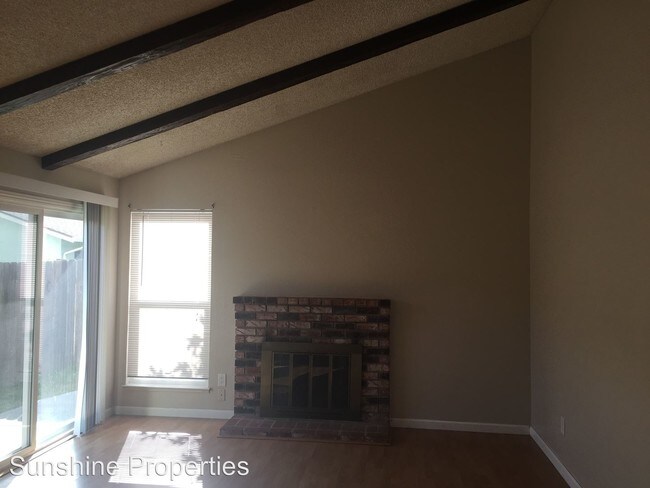 Building Photo - 133 Murphys Ct
