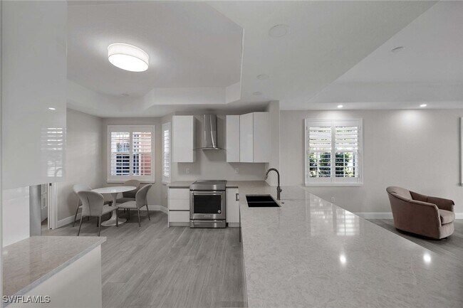 Building Photo - 6438 Legacy Cir
