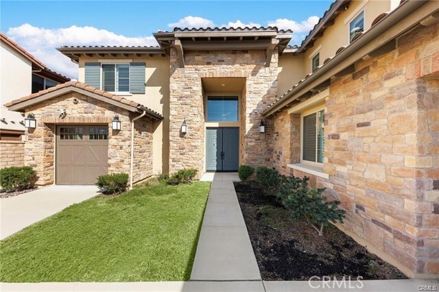 Foto del edificio - 16471 Viewcrest Rd