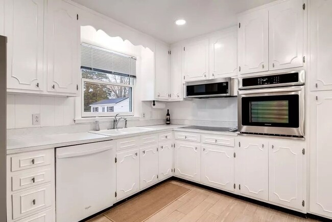 Foto del edificio - Charming Home in Franklin