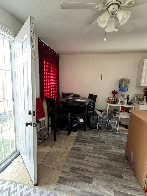 Foto del edificio - 7921 Morton Ave