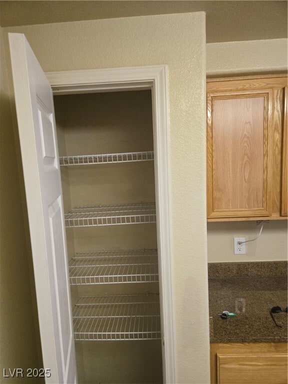 Building Photo - 10550 W Alexander Rd