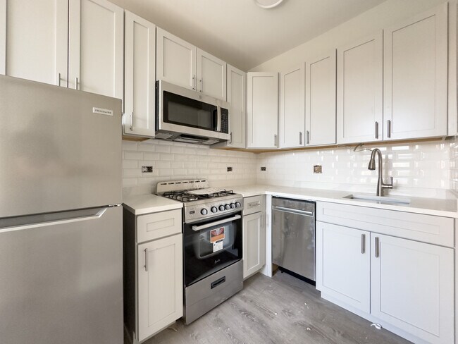 Foto del edificio - 521 W Belmont Ave