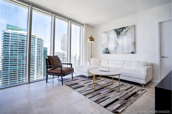 Building Photo - 485 Brickell Ave