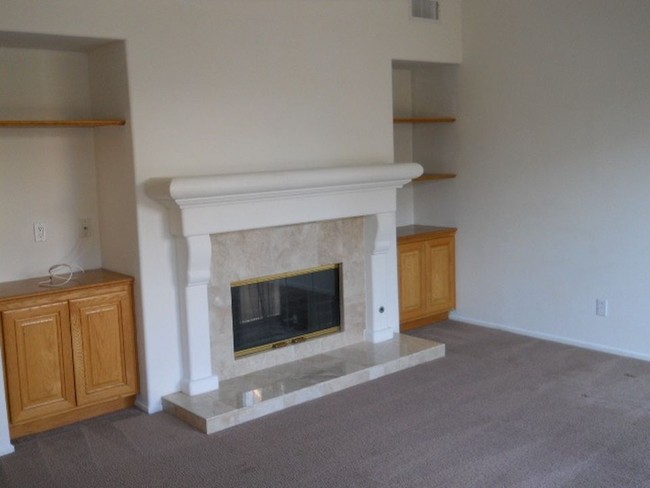 Building Photo - 1639 Fox Springs Cir