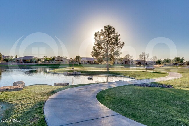 Foto del edificio - 42599 W Candyland Pl