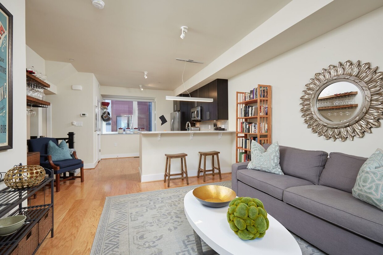 Foto principal - Pet Friendly Two bedroom in Brookland!