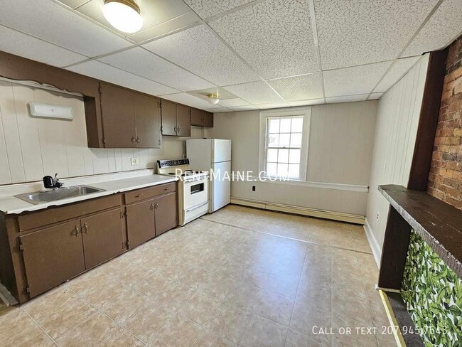 Building Photo - 174 Brunswick St