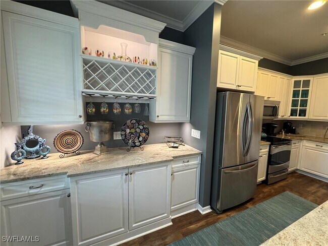 Foto del edificio - 21524 Taft Ct