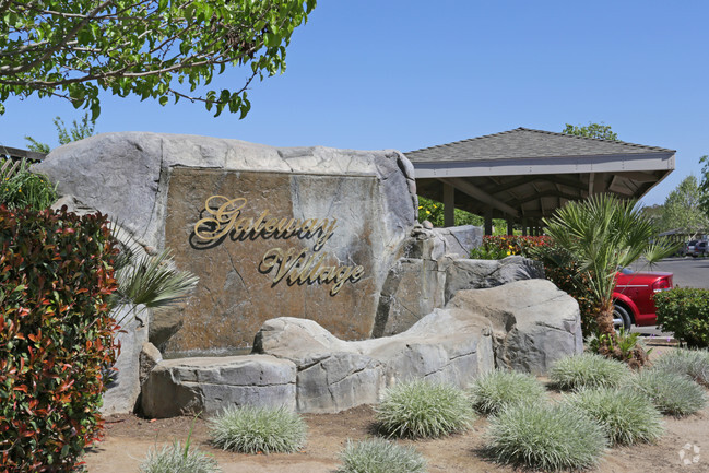 Signage - Gateway Village