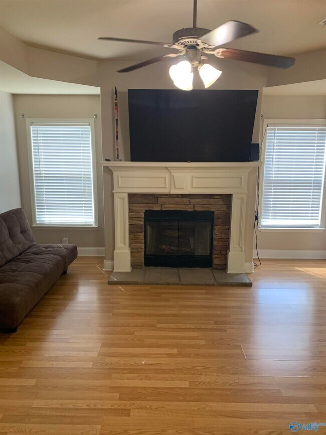 Foto del edificio - 101 Oxfordwill Ct