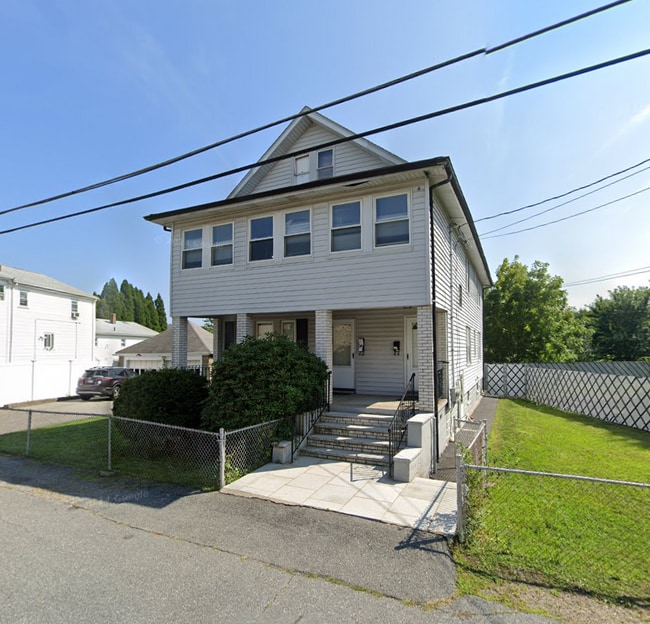 Building Photo - 58 Buzzells Ln