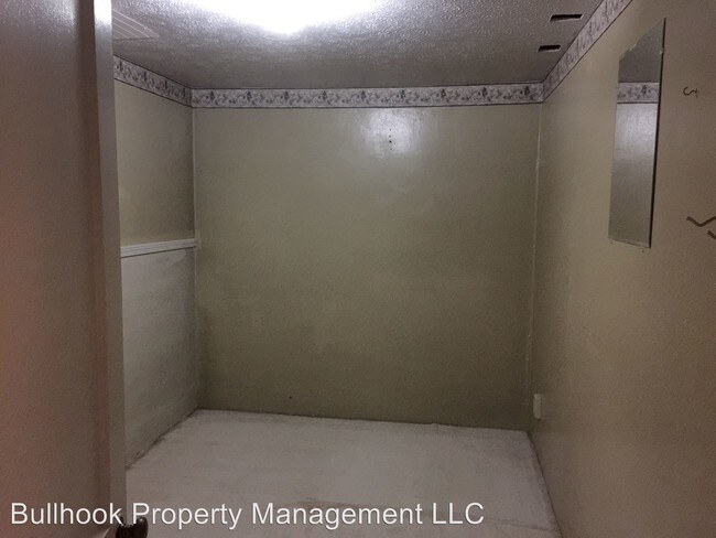 Building Photo - 2-837 9th St