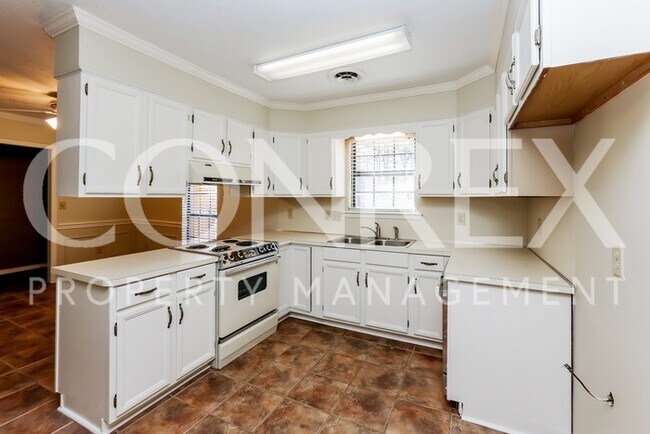 Building Photo - Beautiful 3 Bedroom in Great Location!
