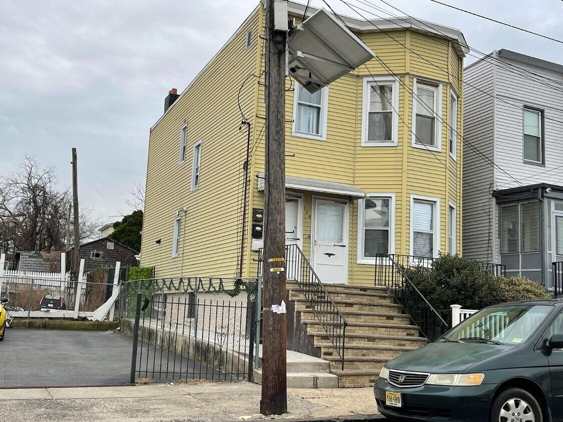 126 Fowler Ave, Jersey City, NJ 07305 Condo for Rent in Jersey City