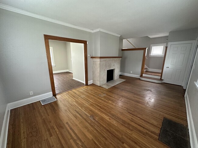Building Photo - 1430 N Church St
