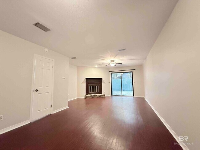 Foto del edificio - 36 Summer Oaks Dr