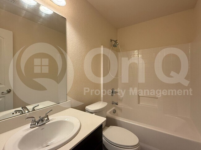 Foto del edificio - 9148 St Kitts Rd