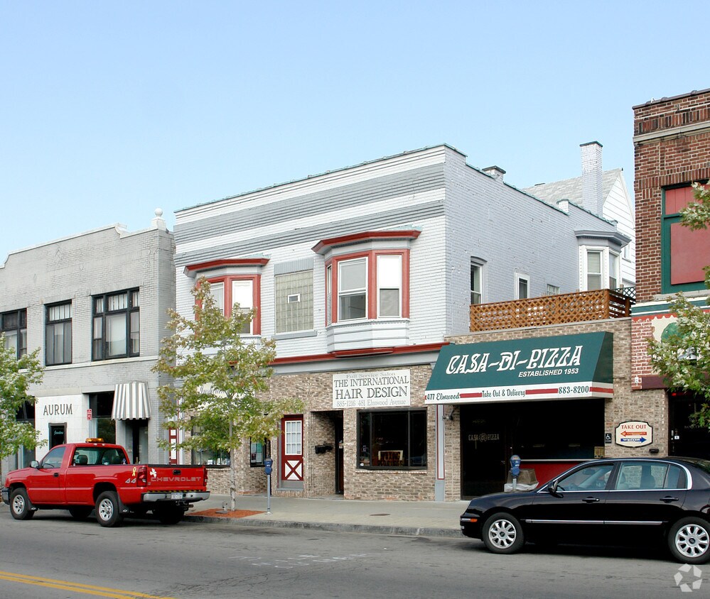 Foto del edificio - 481-483 Elmwood Ave