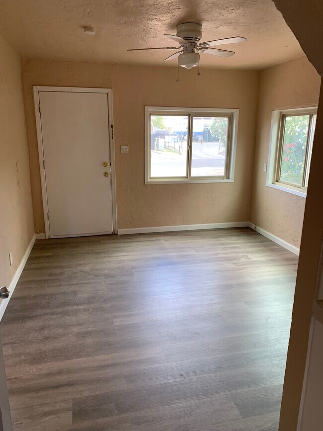 Photo - 13 W Palmdale St Apartments