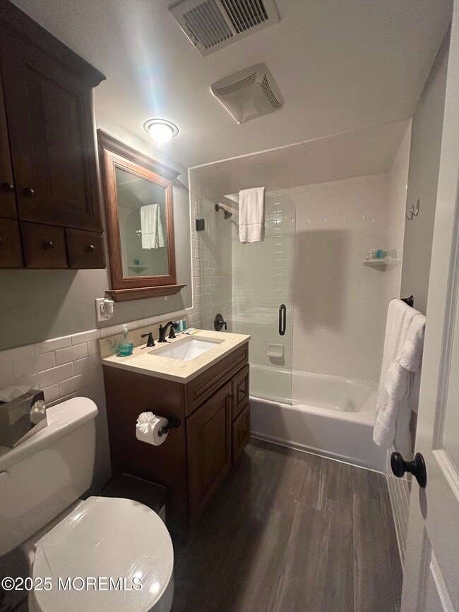 Building Photo - 1050 Ocean Ave