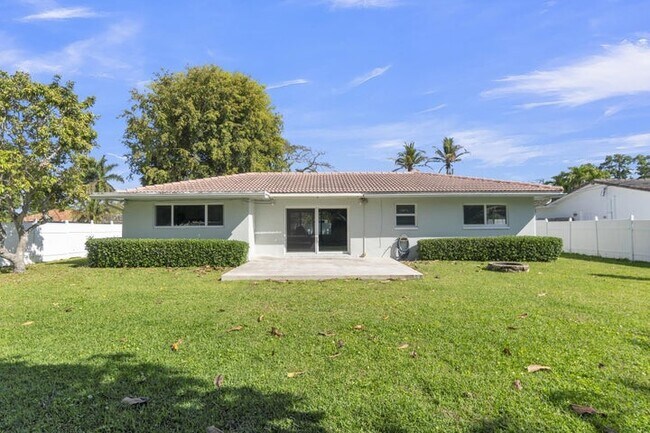 Foto del edificio - 1180 SW 17th St