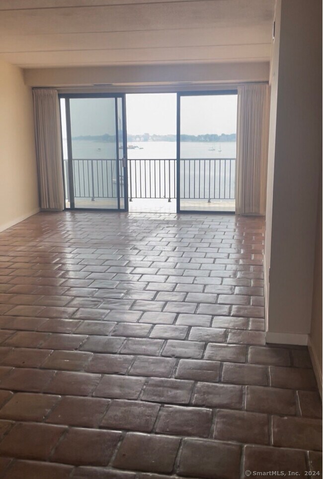 Building Photo - 100 Seaview Ave
