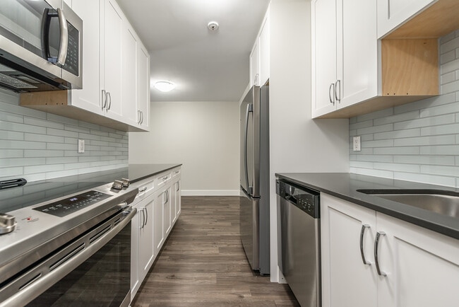 Building Photo - 1230 Verdier Avenue