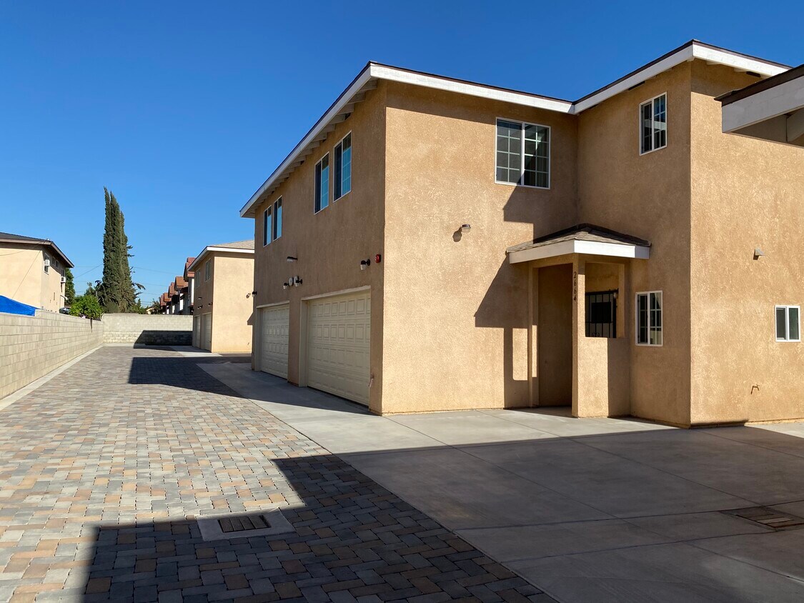 2664 Humbert Ave Unit 2666, El Monte, CA 91733 Condo for Rent in El