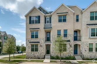 Building Photo - 2451 Morningside Dr