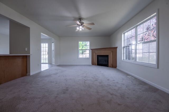 Foto del edificio - Large Duplex; Dunlap Schools