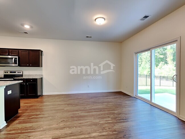 Building Photo - 168 Orion Way