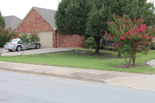 Foto del edificio - 307 Sunset Blvd