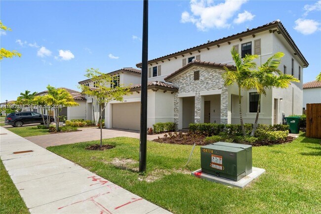 Building Photo - 11932 SW 241 Ter