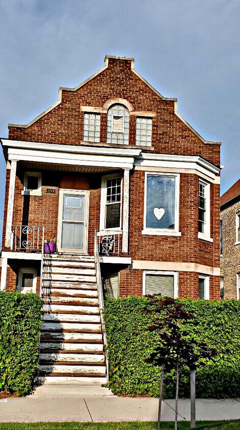 Foto principal - 3741 S Honore St