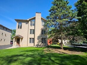 Building Photo - 11225 S Kean Ave