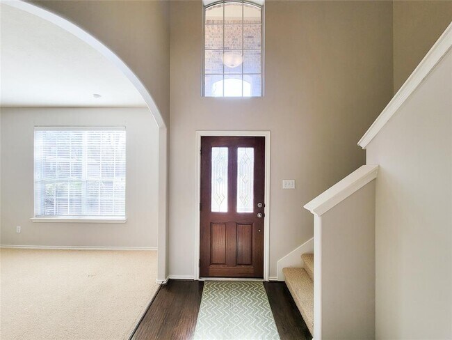 Foto del edificio - 24502 Evangeline Springs Ln