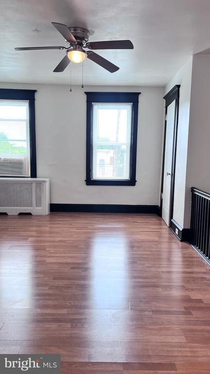Building Photo - 5842 N 12th St