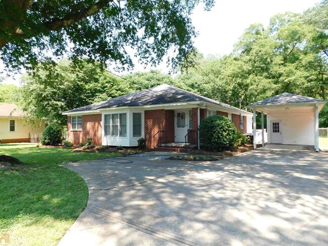 Building Photo - 107 Cassville Rd