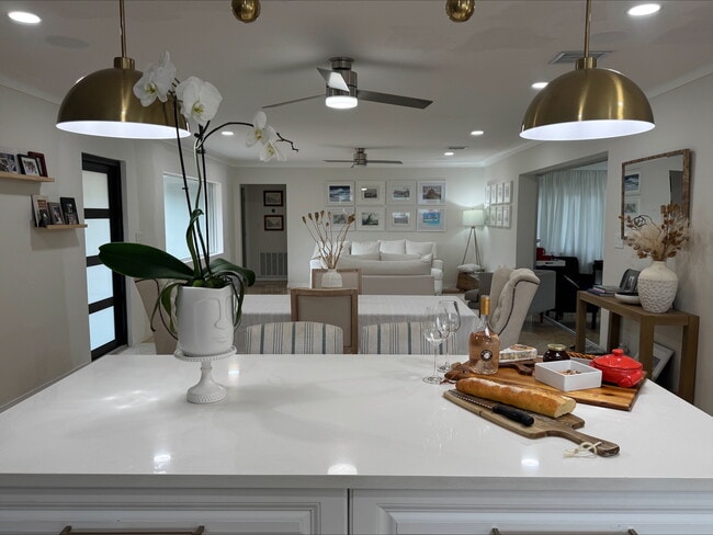 Foto del edificio - 1960 NE 30th St