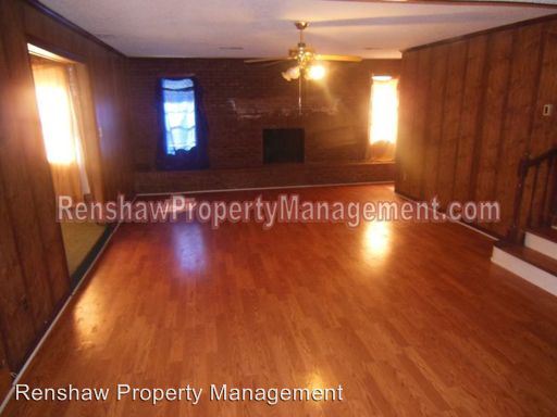 Building Photo - 2101 Blakewood Pl