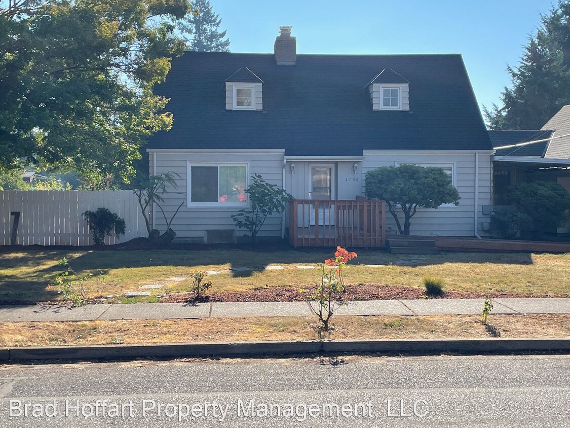 Foto principal - 5 br, 3.5 bath House - 4730 SE Meldrum Ave.
