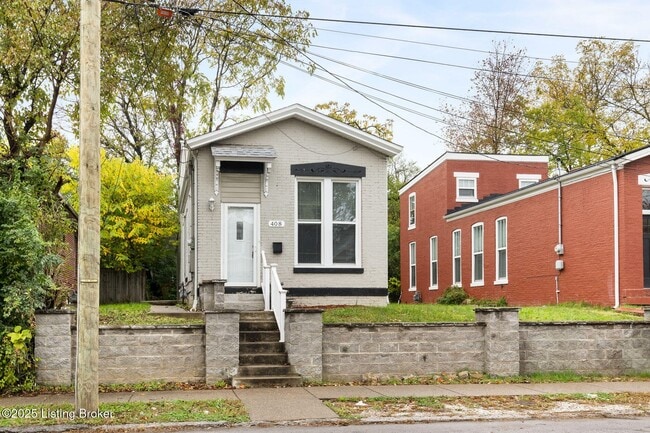 Photo - 408 Dr W. J. Hodge St House