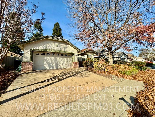 Foto del edificio - Charming Home in 55+ Sun City Roseville - ...