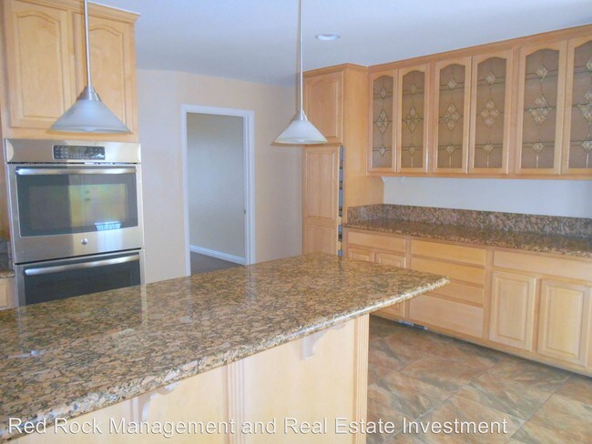 Building Photo - 4 br, 2 bath House - 2528 Rye Street