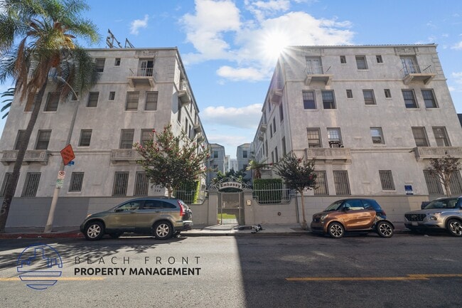 Building Photo - 702-708 S. Mariposa Ave.