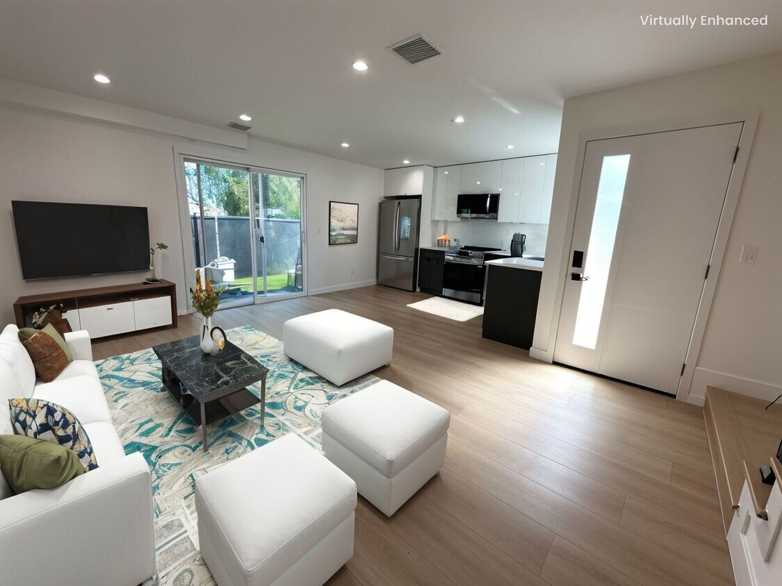 Foto principal - 15045 Lemay St