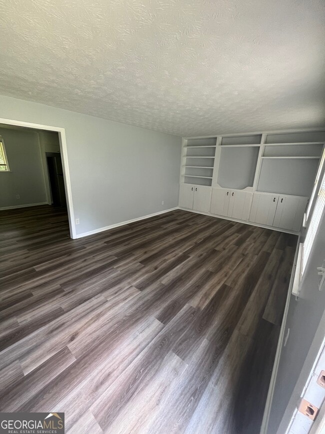 Foto del edificio - 7299 Indian Hill Trail